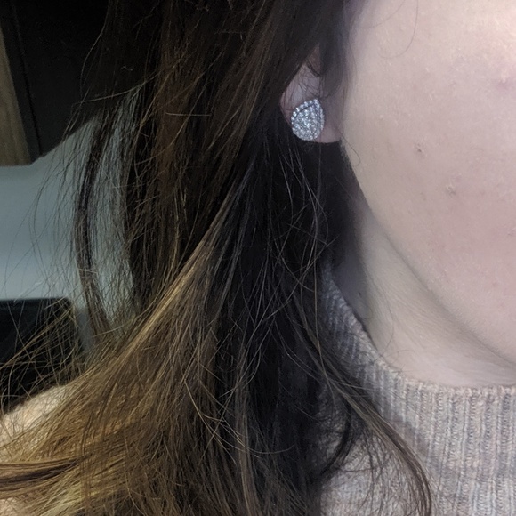 Meet your Posher, Lauren - Picture 1 of 1